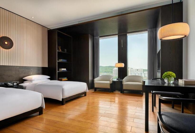 اتاق استاندارد, Hyatt Regency Wuhan Optics Valley