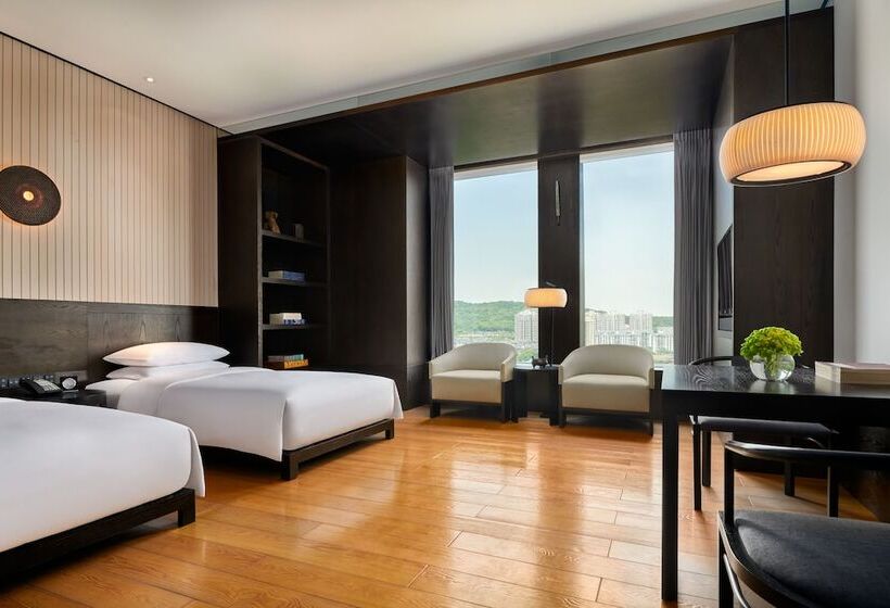 اتاق استاندارد, Hyatt Regency Wuhan Optics Valley