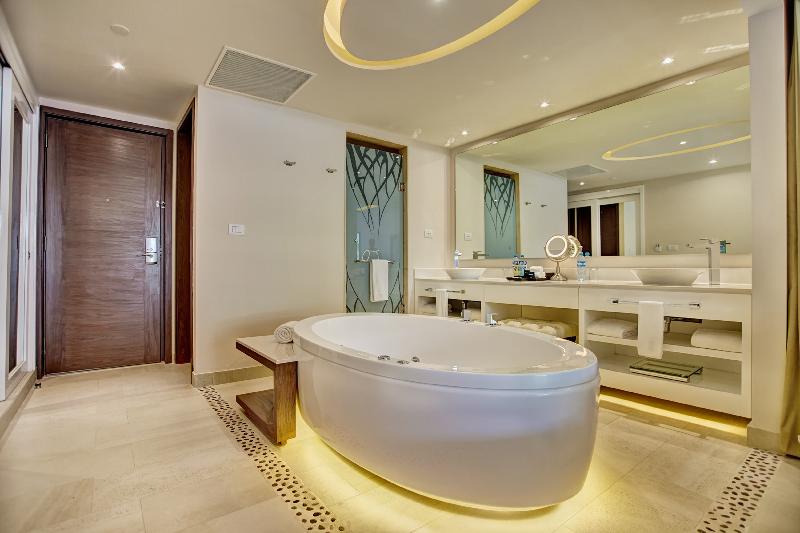 سوییت جونیور لوکس, Royalton Riviera Cancun, An Autograph Collection - All Inclusive Resort & Casino