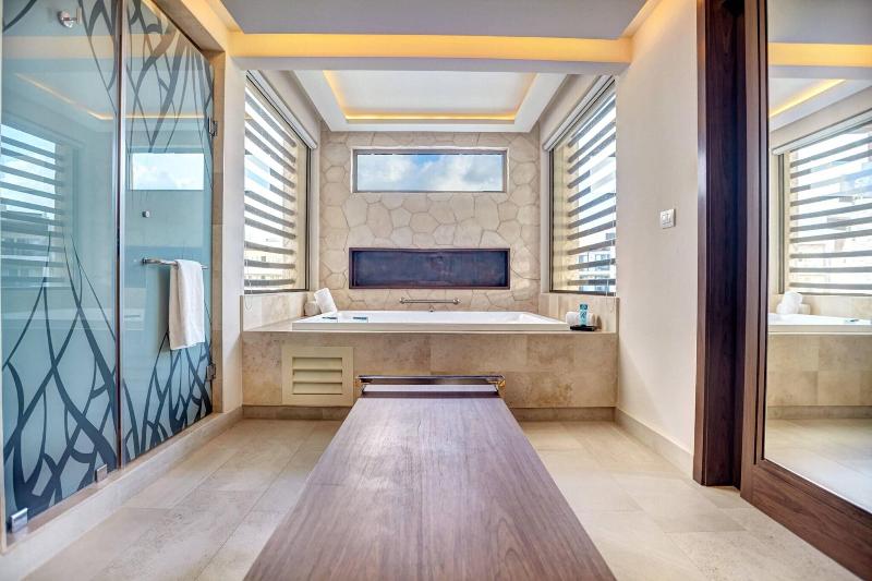 سوئیت پرزیدنت, Royalton Riviera Cancun, An Autograph Collection - All Inclusive Resort & Casino