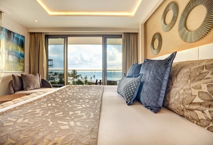 Deluxe Suite Sea View, Royalton Riviera Cancun, An Autograph Collection - All Inclusive Resort & Casino