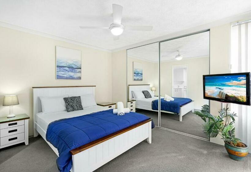 شقة غرفتين, Oceanside Cove