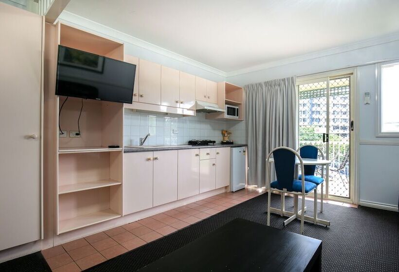 스탠다드 스튜디오, Toowong Central Motel Apartments