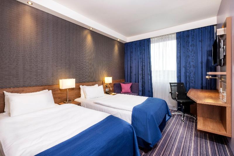اتاق استاندارد, Holiday Inn Express Friedrichshafen, An Ihg
