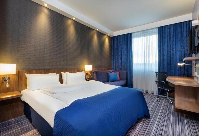 اتاق استاندارد, Holiday Inn Express Friedrichshafen, An Ihg
