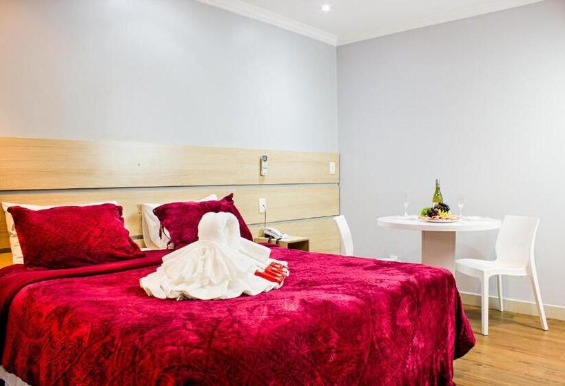 Romantic Room, Imperial Plaza