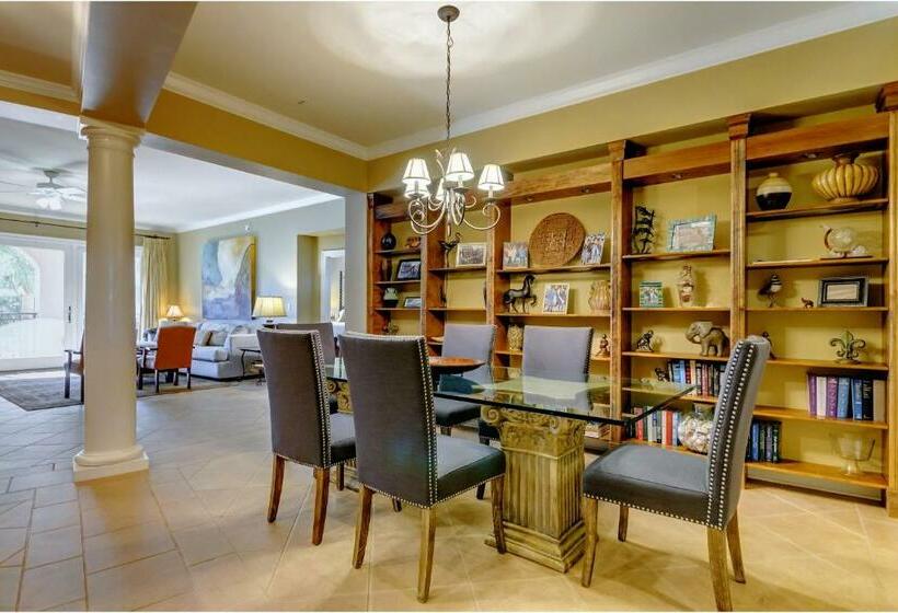 Апартаменты 3 Спальни, Bella Vita 204b