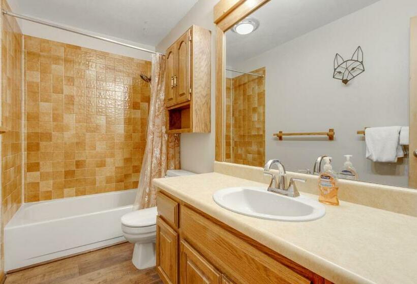 침실 2개 아파트, 2 Bed 2 Bath Apartment In Summit County