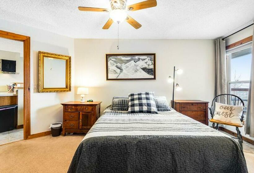 침실 2개 아파트, 2 Bed 2 Bath Apartment In Summit County