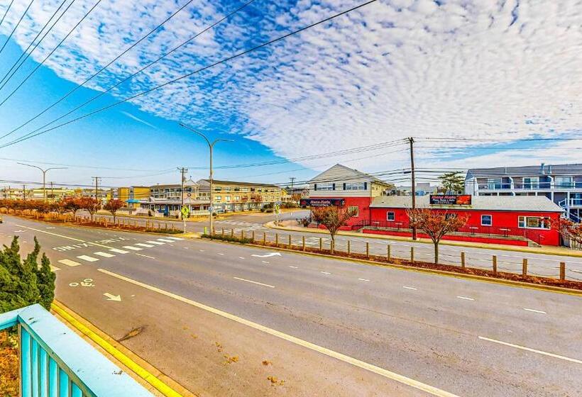 Апартаменты 1 Спальня, Town Of Dewey Beach    The Opal #306s