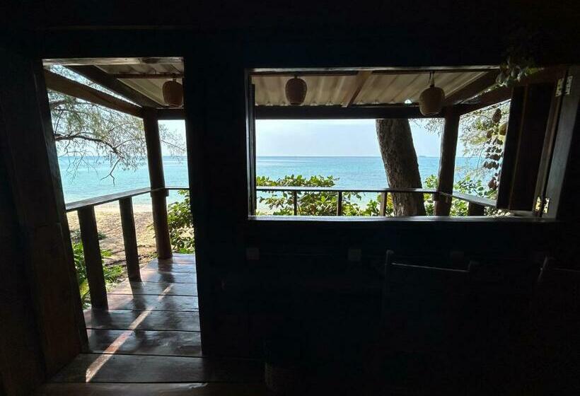 بانگلوی استاندارد, Kamaku Bungalows
