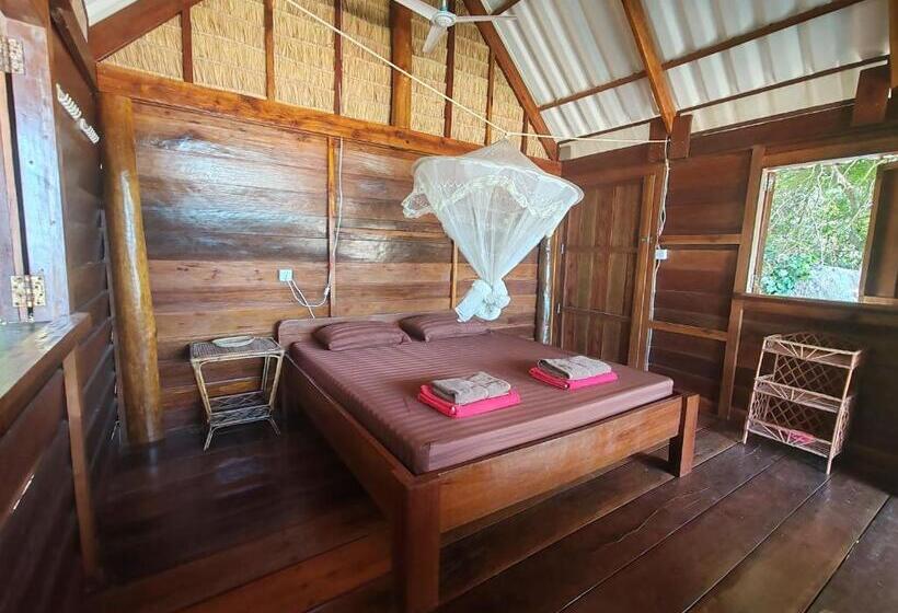بانگلوی استاندارد, Kamaku Bungalows