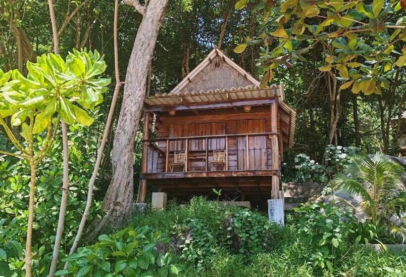 بانگلوی استاندارد, Kamaku Bungalows