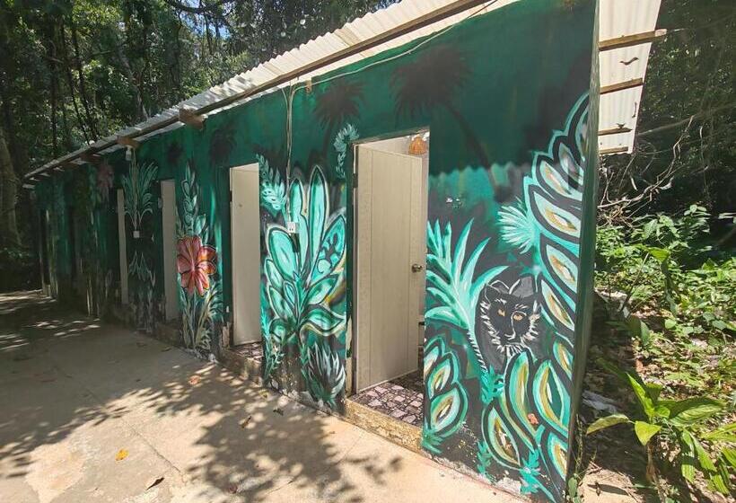 اتاق استاندارد با بالکن و چشم‌انداز دریا, Kamaku Bungalows