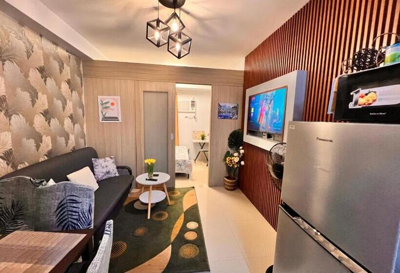 Quarto Estandar, Shore1 Residences Yam Staycation