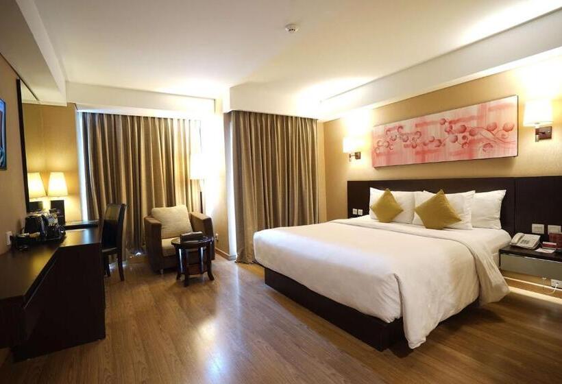 Номер Deluxe, Best Western Premier The Hive