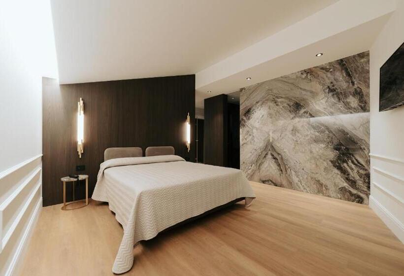 带露台的套间, Albergo Italia