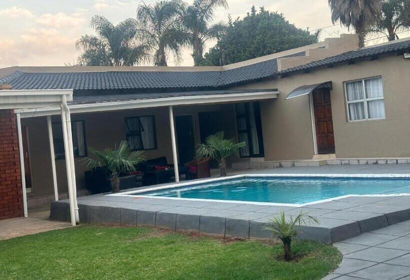 اتاق استاندارد یک نفره, Horizon Bed And Breakfast