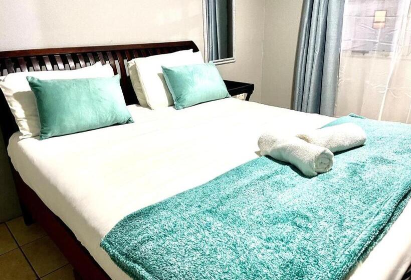 استودیو استاندارد با چشم‌انداز استخر, Horizon Bed And Breakfast