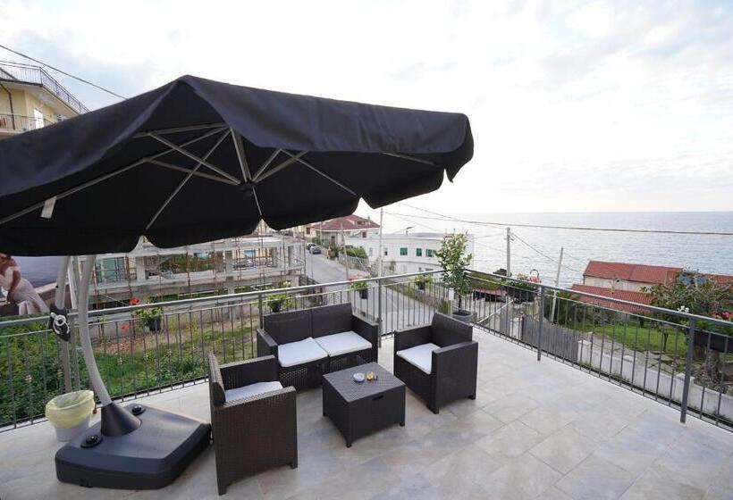 Люкс с гидромассажем, Piedigrotta B&b Luxury
