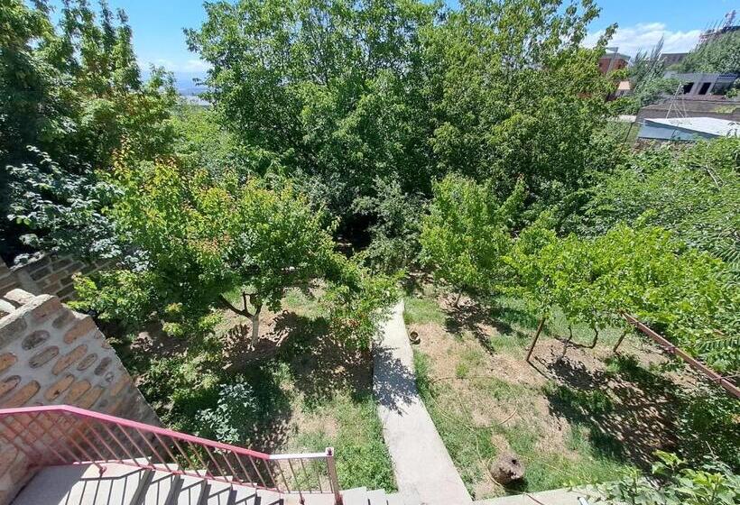 اتاق استاندارد, Hilltop Yerevan