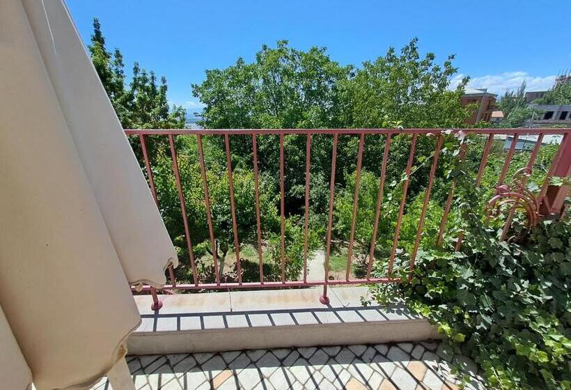 اتاق استاندارد, Hilltop Yerevan