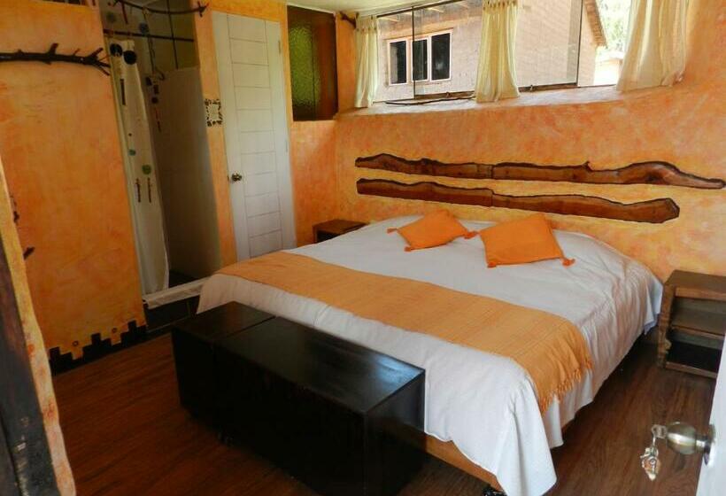 اتاق استاندارد با تخت بزرگ, Eco Tampu Andahuaylillas  Hospedaje Ecosostenible