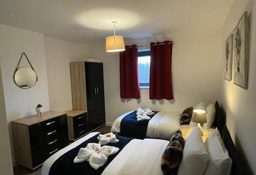 Номер Стандарт, Quality City Leicester