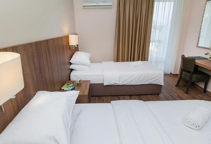 اتاق استاندارد با بالکن, Sato Conference & Spa Resort