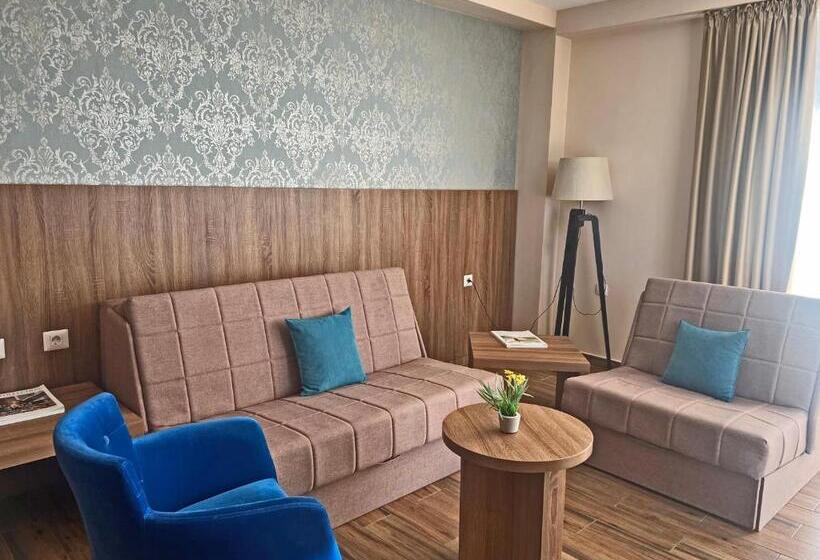 اتاق سوپریور خانوادگی, Sato Conference & Spa Resort