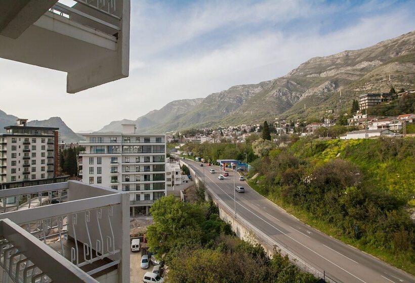 اتاق سوپریور با چشم‌انداز کوهستان, Sato Conference & Spa Resort