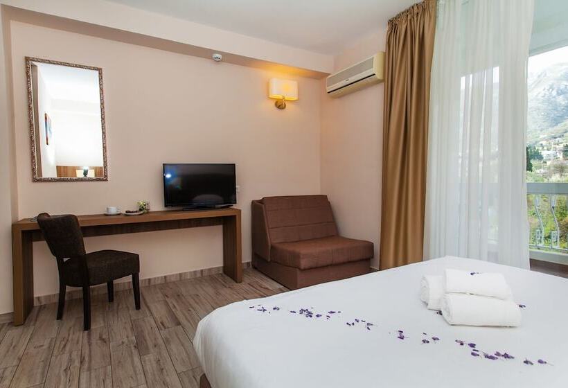 اتاق سوپریور با چشم‌انداز کوهستان, Sato Conference & Spa Resort