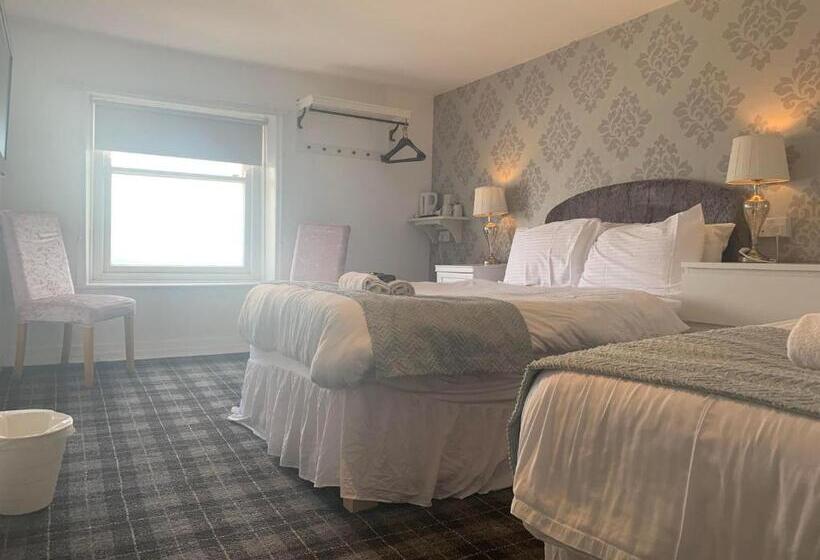 חדר משפחתי נוף לים, The Jubilee Hotel East  With Spa Facilities