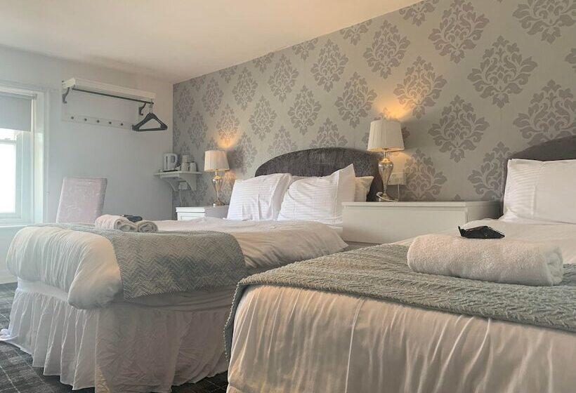 חדר משפחתי נוף לים, The Jubilee Hotel East  With Spa Facilities