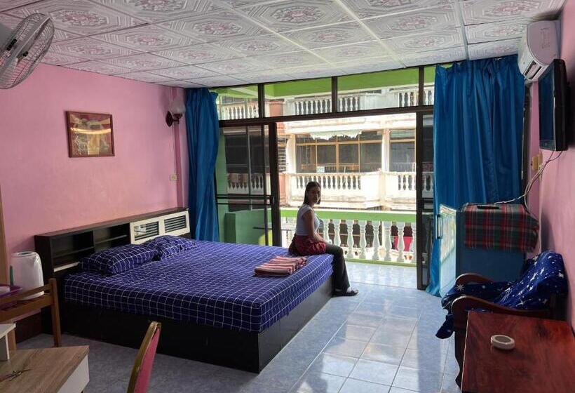 اتاق لوکس, Yuri Guesthouse