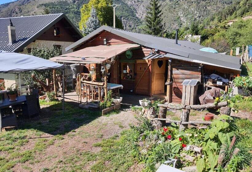 اتاق استاندارد, La Cabane, Petite Chambre Agréable Chez L Habitant, Maison Toute En Bois