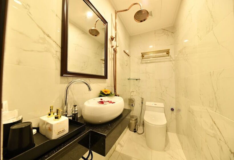 اتاق سوپریور, Kingdom Hotel Hanoi