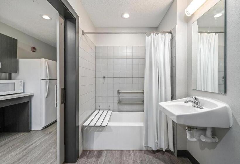 스탠다드 스튜디오, Ocala Suites
