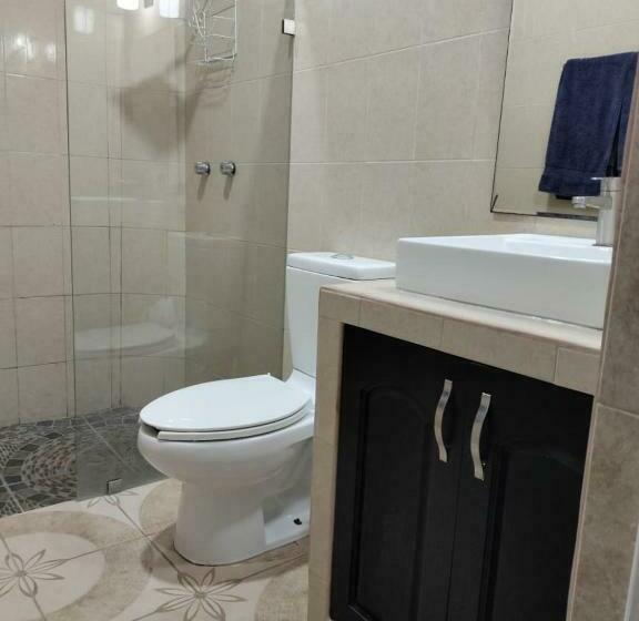 اتاق لوکس با تخت بزرگ, Boutique Cvc