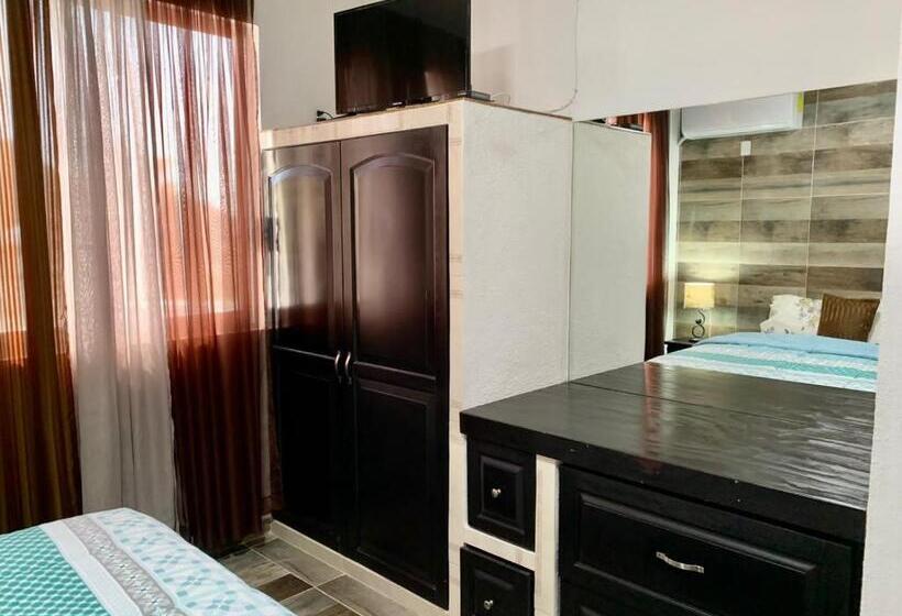 اتاق لوکس با تخت بزرگ, Boutique Cvc