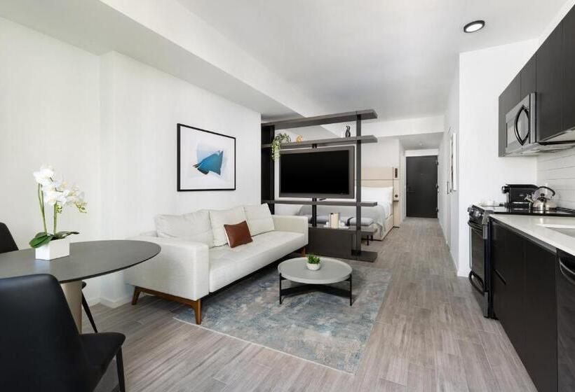 带大床的标准工作室, The Elser Hotel Miami, An All Suite