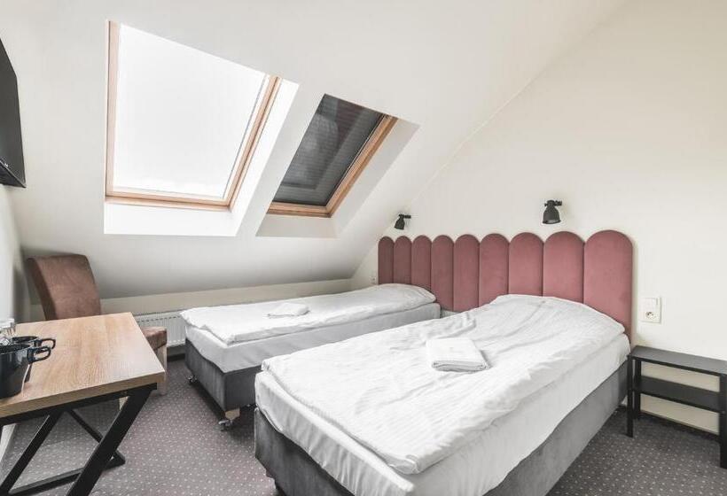 Номер Стандарт, Aparthotel Stara Przędzalnia