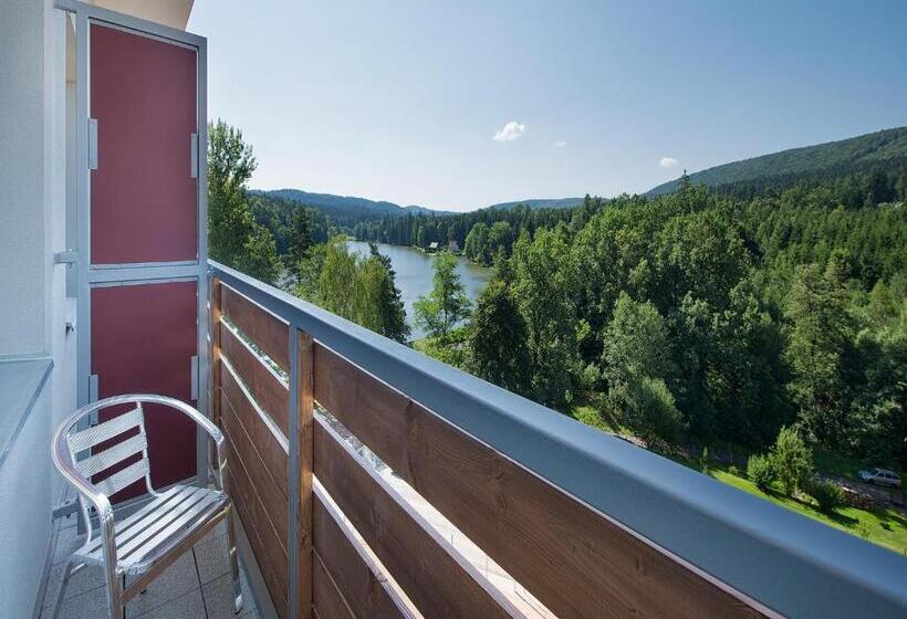 Семейный Номер, Ea Hotel Kraskov