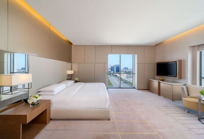Президентский Люкс, Hyatt Regency Dubai Creek Heights