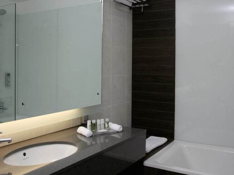 Номер Стандарт, Lifehouse Spa And