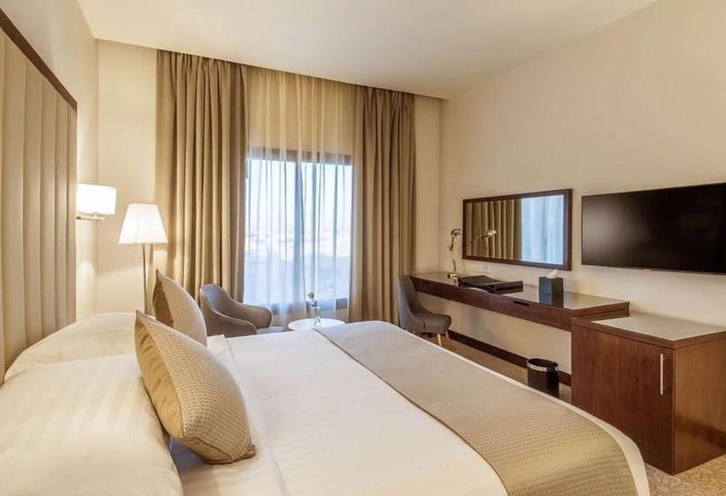 سوئیت پریمیوم, Best Western Plus Al Qurayyat City Center