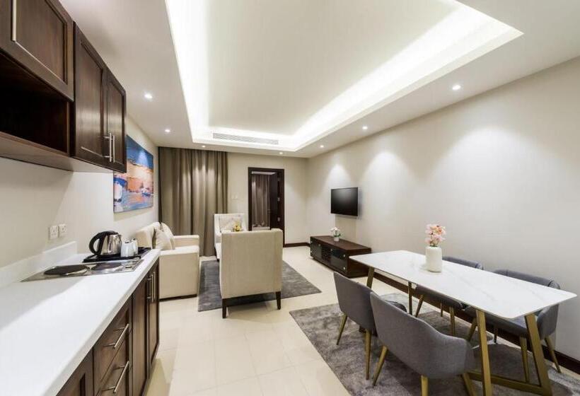سوئیت رویال, Best Western Plus Al Qurayyat City Center
