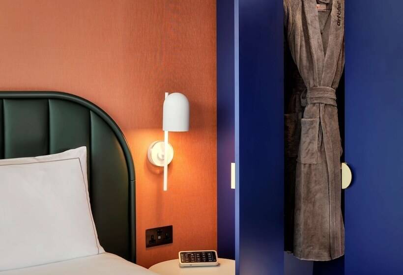 Номер Стандарт Плюс, Art Otel London Battersea Power Station, Powered By Radisson Hotels