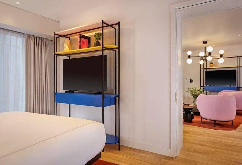 Полулюкс, Art Otel London Battersea Power Station, Powered By Radisson Hotels