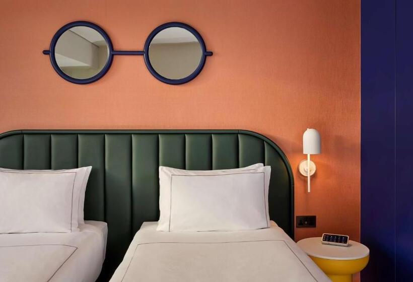 Номер Стандартный с Видом, Art Otel London Battersea Power Station, Powered By Radisson Hotels